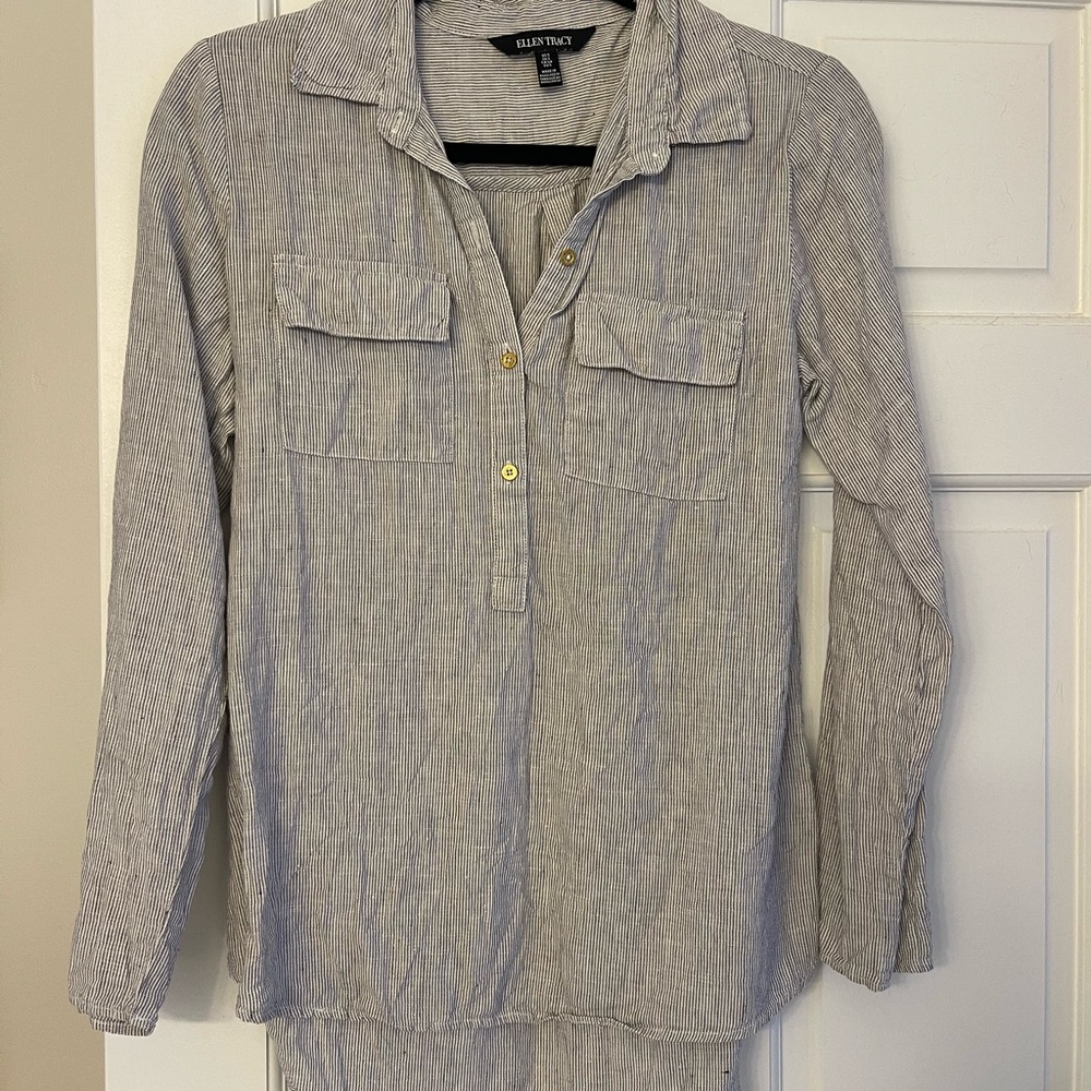 Ellen Tracy Gray Striped Long Sleeve Shirt